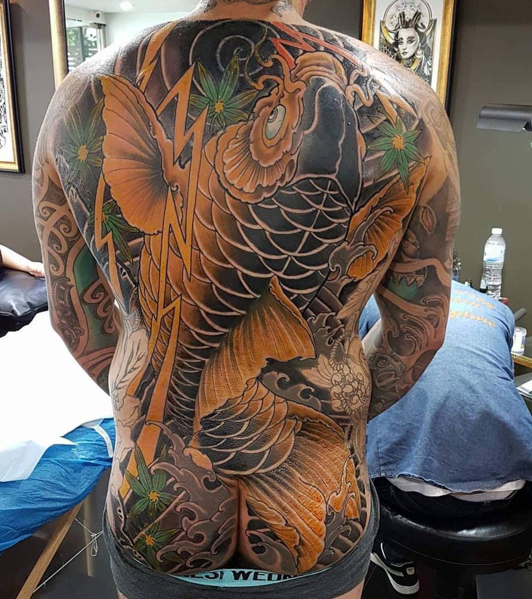Mẫu tattoo kín lưng hợp phong thủy cực đẹp
