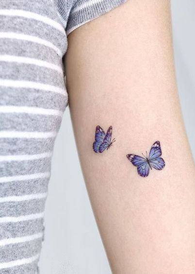 Hình xăm con bướm mini ở tay cực đẹp