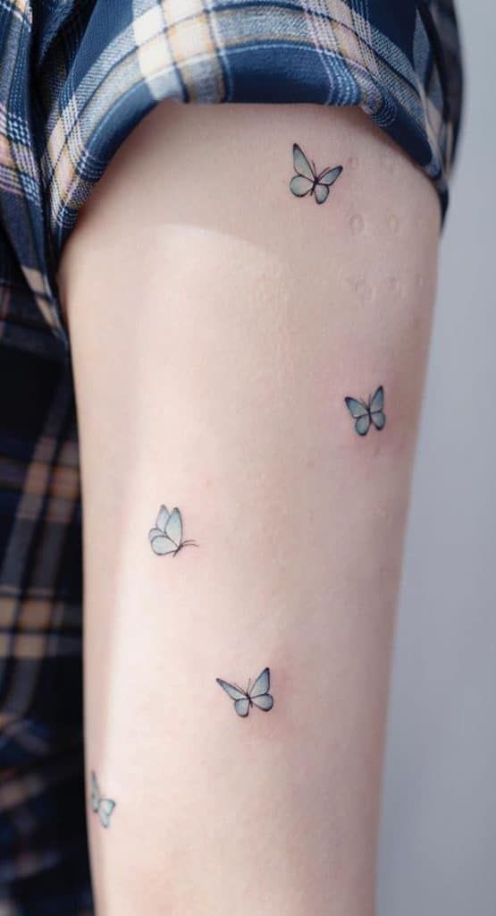Hình xăm con bướm mini ở tay siêu cute