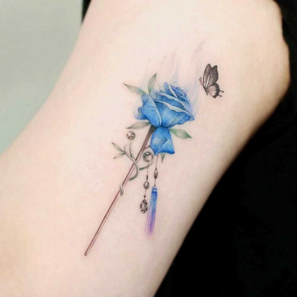 Mẫu tattoo con bướm mini ở tay cực đẹp