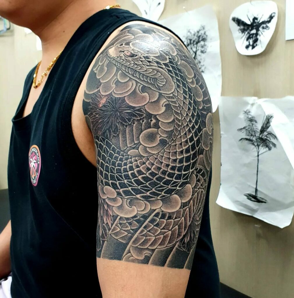 Pin by Thinh Con on Nhật cổ  Japanese sleeve tattoos Traditional japanese  tattoo sleeve Japanese flower tattoo