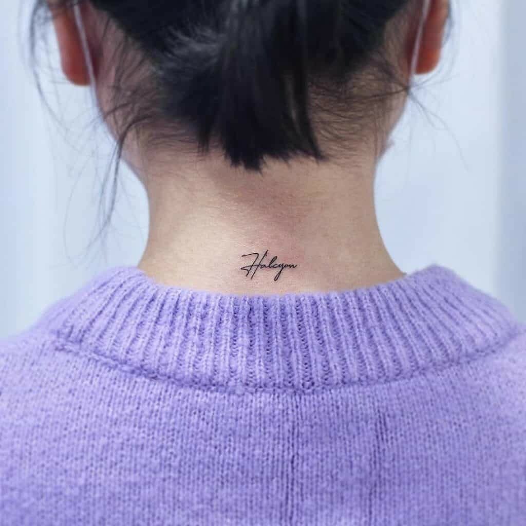 Tattoo sau gáy cực độc đáo