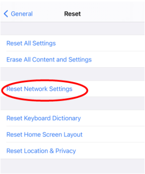 Chọn Reset Network Settings để thiết lập lại cài đặt mạng trên thiết bị