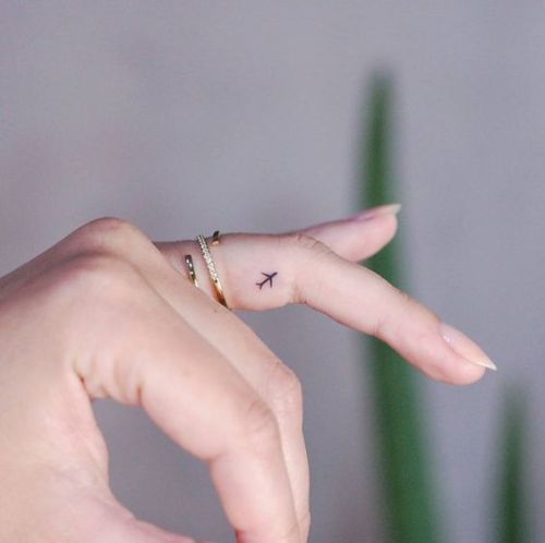 Hình tattoo mini ở tay cho con gái