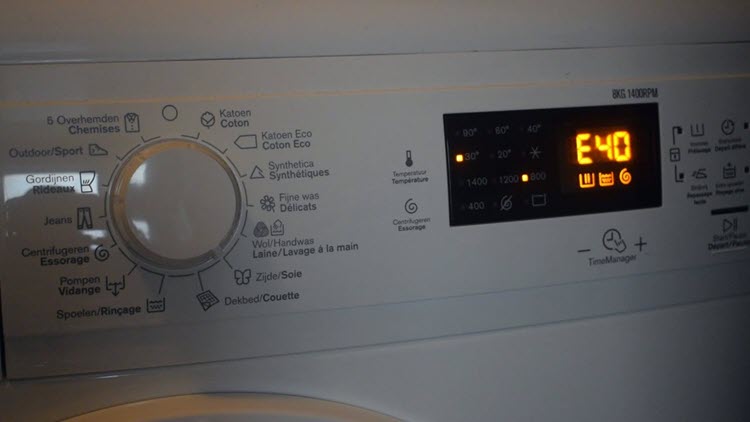 Cách hạn chế lỗi máy giặt Electrolux