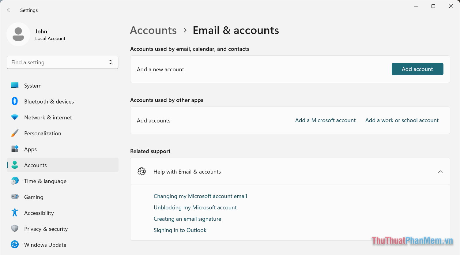 Thêm lại tài khoản Microsoft chỉ cần chọn Add a Microsoft Account