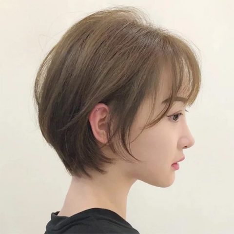 Kiểu tóc ngắn đơn giản cho bé gái 12 tuổi