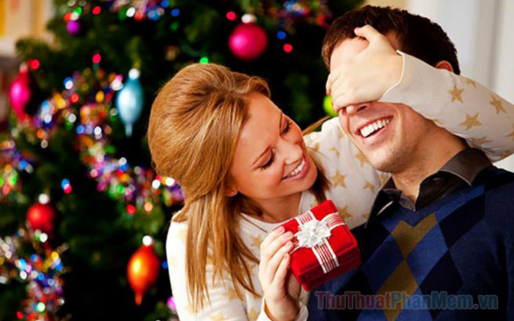 Gợi ý 15 món quà Noel cho người yêu ý nghĩa nhất