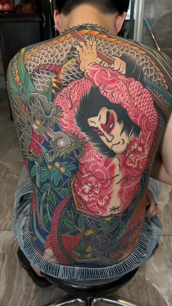 Hình Tattoo Nhật cổ full lưng chất