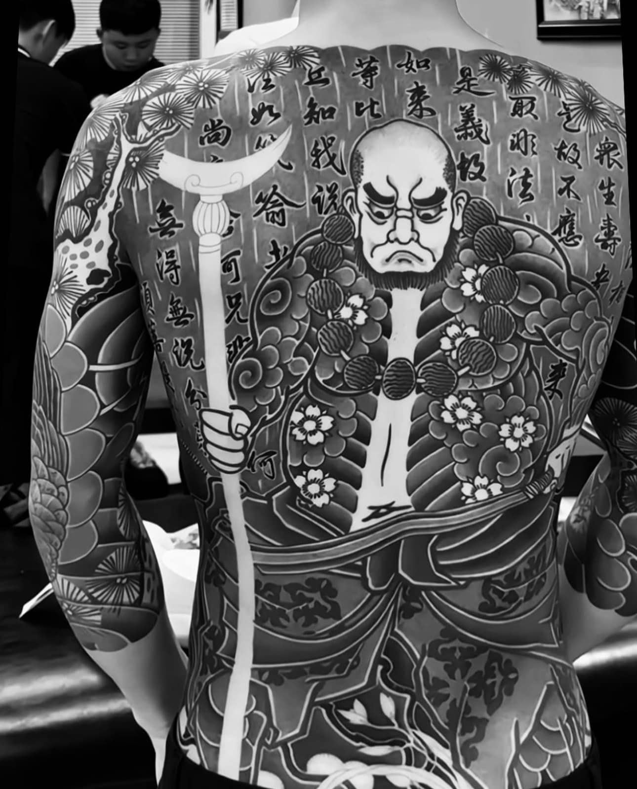 Hình Tattoo Nhật cổ kín lưng đẹp nhất