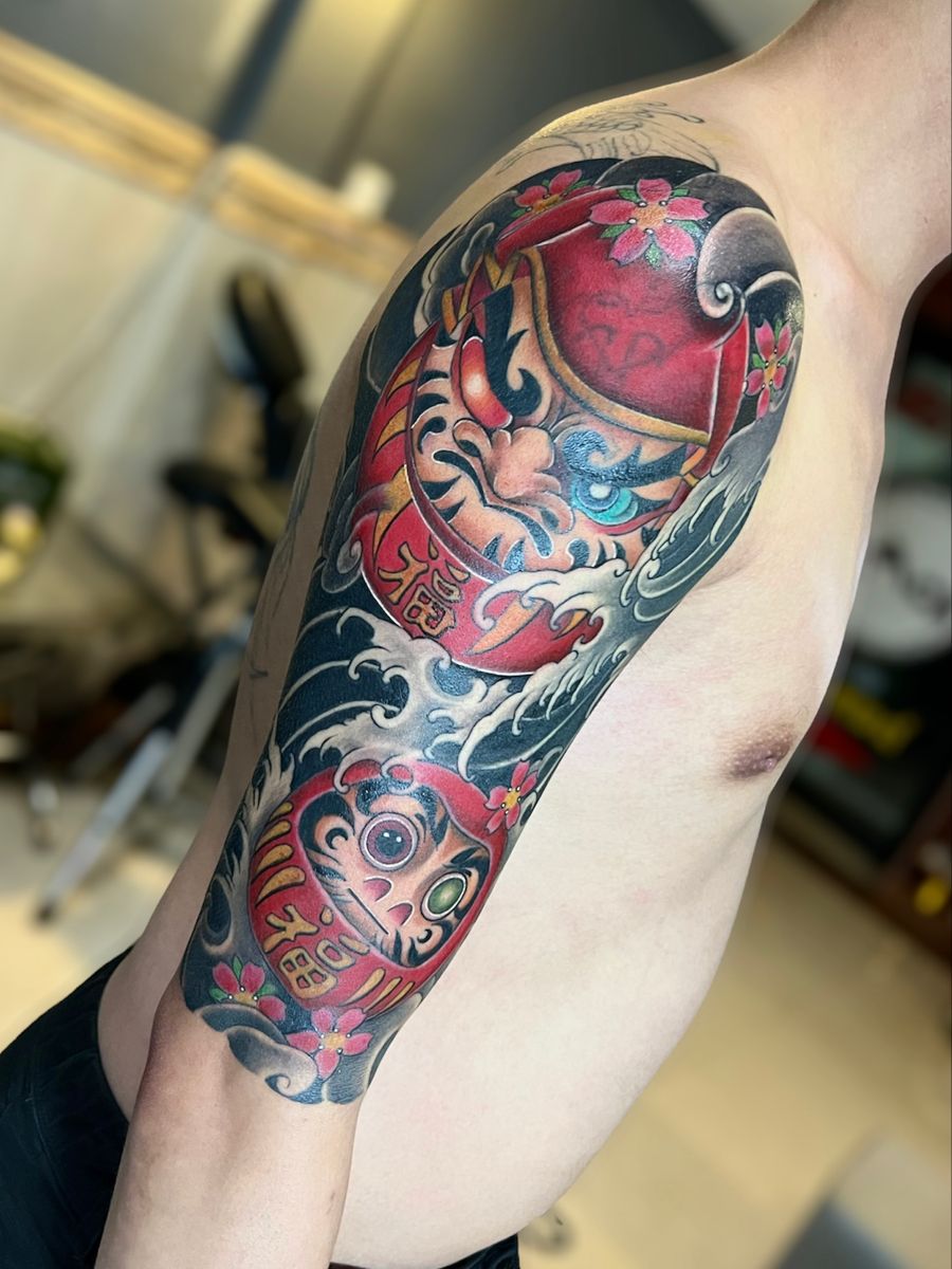 Ảnh tattoo bắp tay nam Nhật cổ cực độc đáo