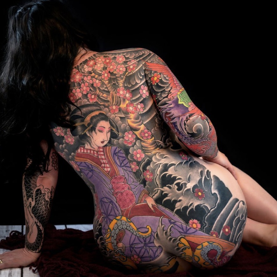 Tattoo Nhật cổ cho nữ cực độc đáo