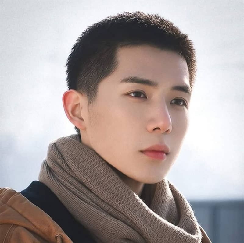 Ảnh kiểu tóc cho nam trán cao hói độc đáo Ảnh kiểu tóc cho nam trán cao hói độc đáo