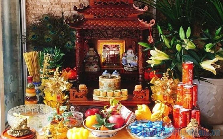 Bàn thờ thần tài gồm những gì? Những vật phẩm không thể thiếu