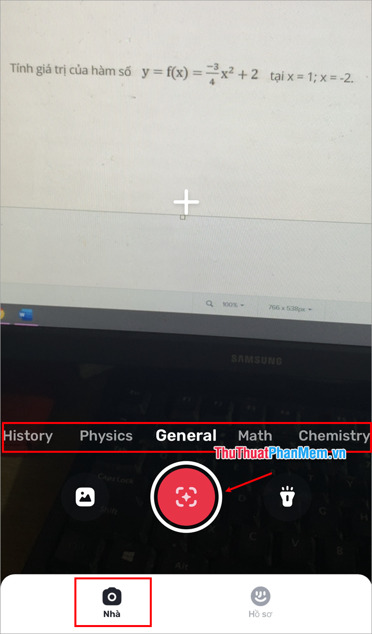 Nhấn nút tròn màu đỏ để chụp lại bài tập cần giải