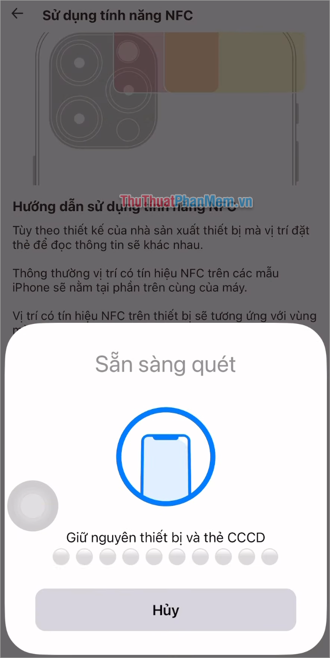 Đưa thẻ NFC lại gần điện thoại và xác thực thẻ để truy cập vào tài khoản của mình