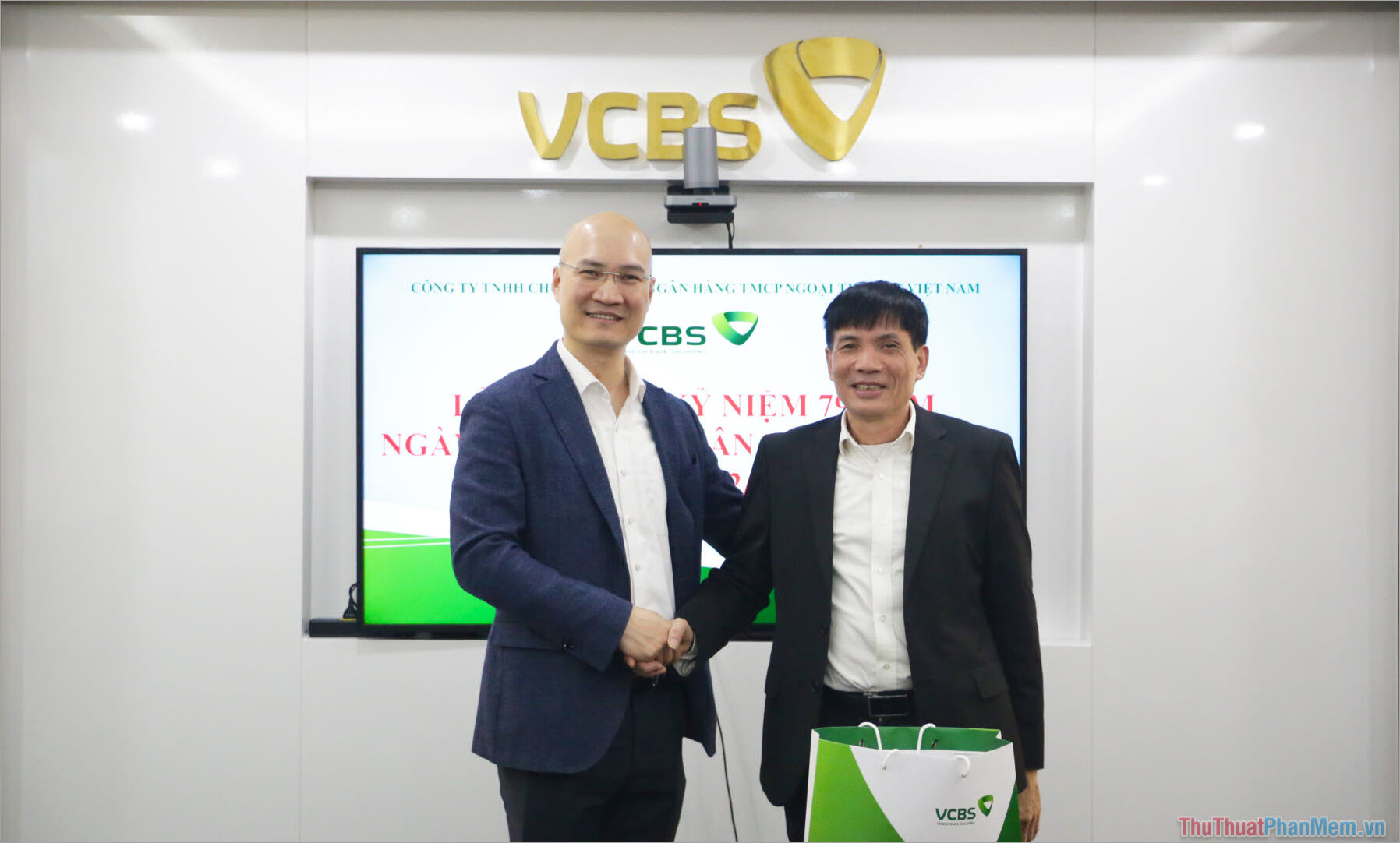 VCBS – Công ty TNHH Chứng khoán Ngân hàng TMCP Ngoại thương Việt Nam (Vietcombank)