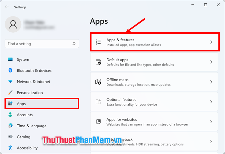 Nhấn tổ hợp Windows + I để mở cửa sổ Settings, chọn Apps → Apps & features