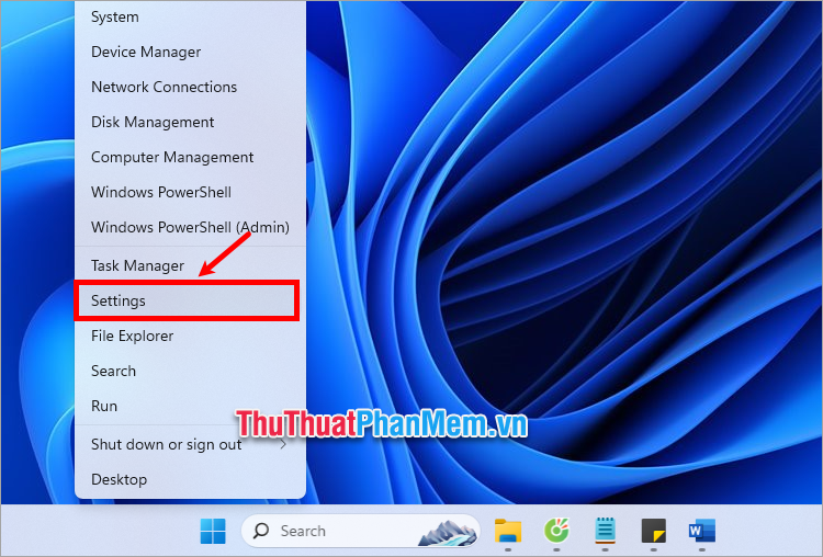 Nhấn chuột phải vào Start, chọn Settings