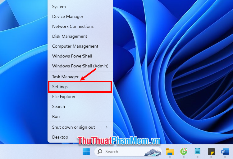 Nhấn chuột phải vào Start và chọn Settings để mở cửa sổ Settings