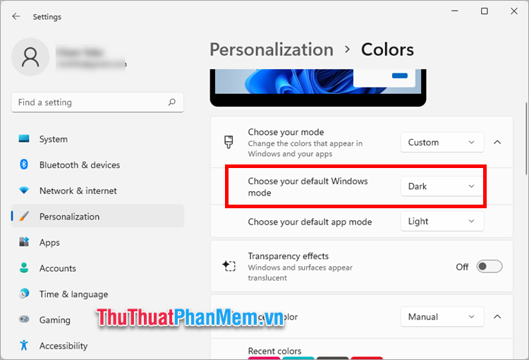 Xuất hiện phần Choose your default Windows mode, bạn chọn Dark