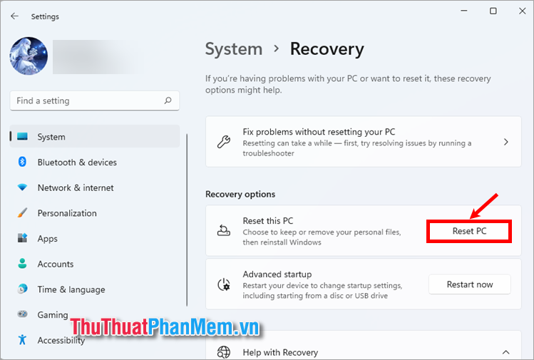 Recovery Options, chọn Reset PC trên dòng Reset this PC