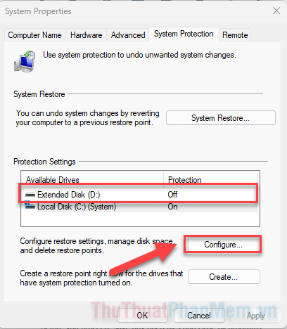 Chọn ổ đĩa để lưu các điểm khôi phục System Restore, bấm Configure