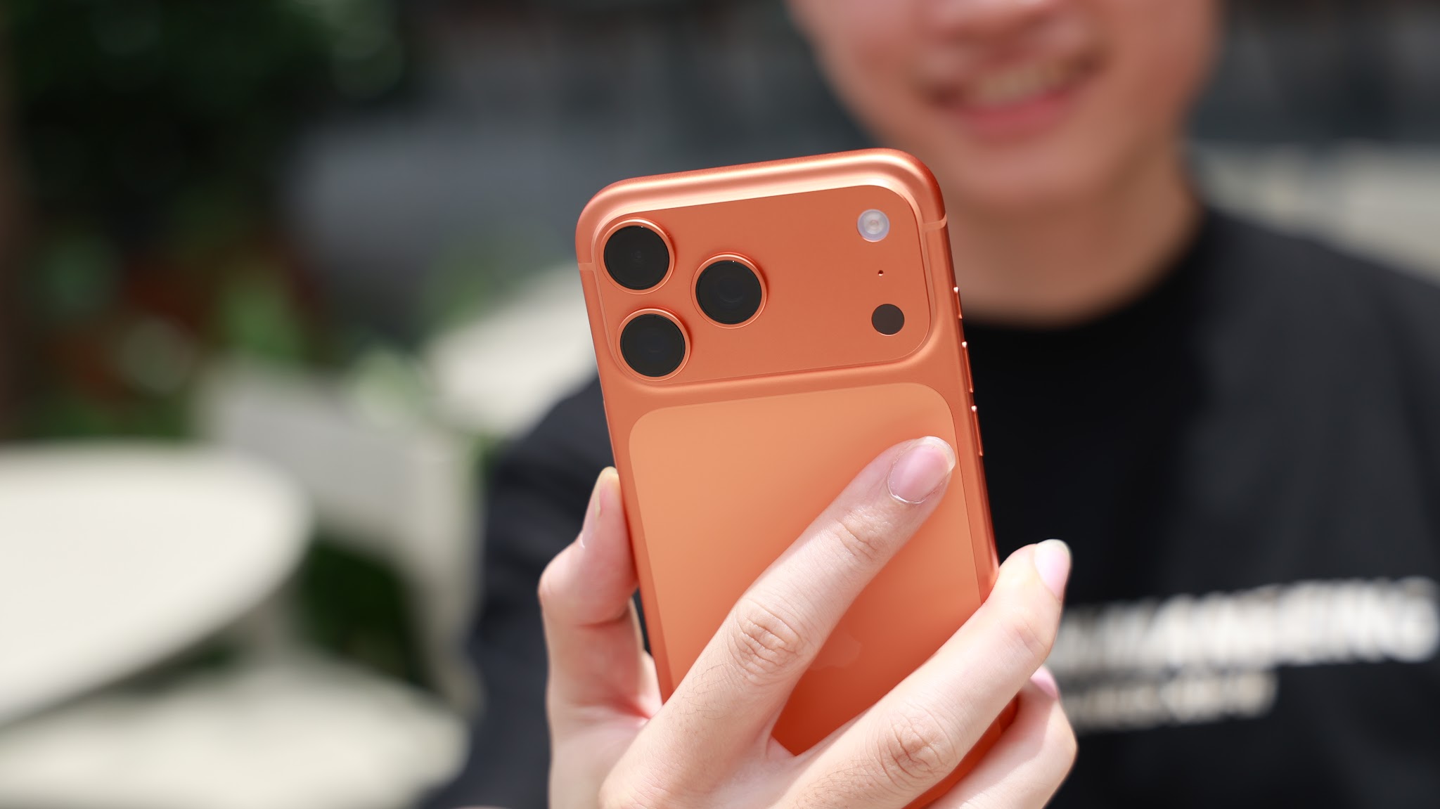 Cụm camera là điểm khác biệt dễ nhận ra giữa các phiên bản trong cùng thế hệ