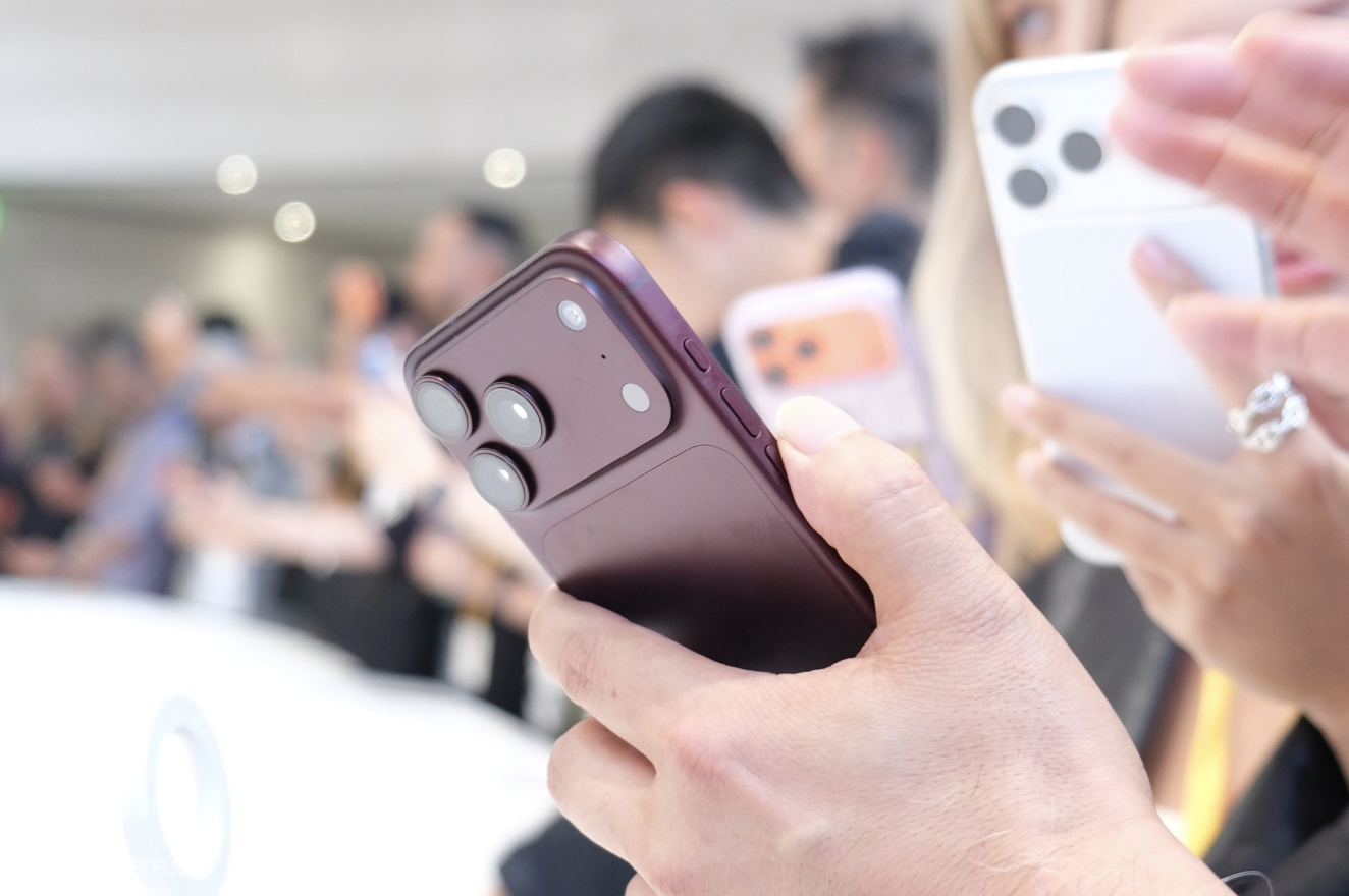 iPhone 18 Pro và iPhone 18 Pro Max nhận được số lượng đăng ký lớn iPhone 18 Pro và iPhone 18 Pro Max nhận được số lượng đăng ký lớn